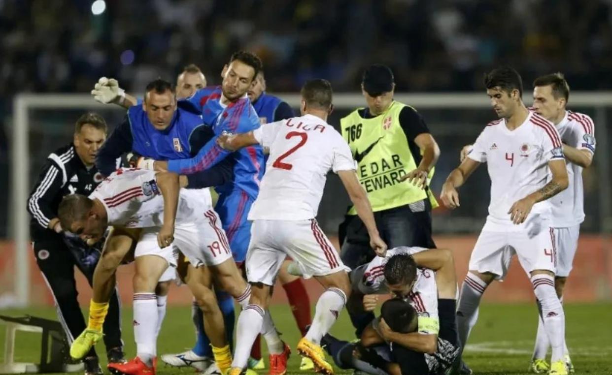 包含欧预赛强队困难连连，淘汰赛激战不断的词条