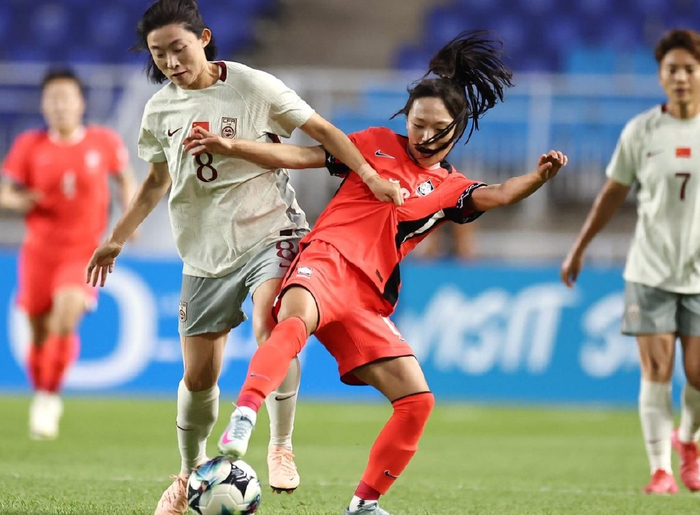 包含惊心动魄！女足比赛此起彼伏，团队展现自信风采的词条