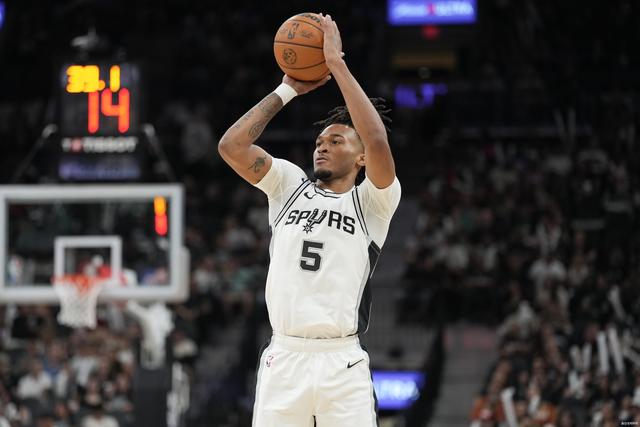 关于开拓者力克马刺晋级西部半决赛的信息