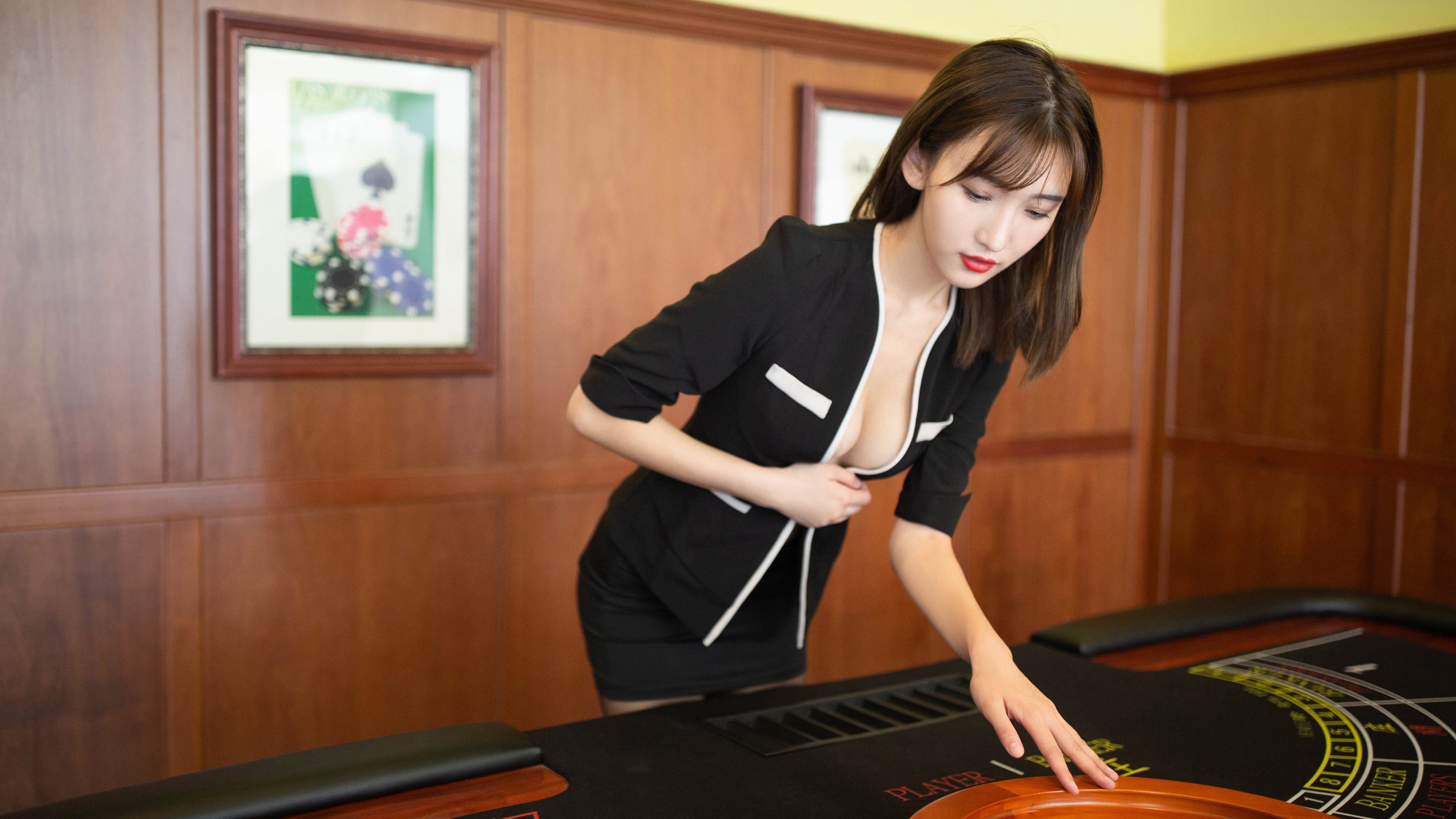 阿圭罗完美演绎进攻艺术，克罗地亚闪电战击溃澳大利亚