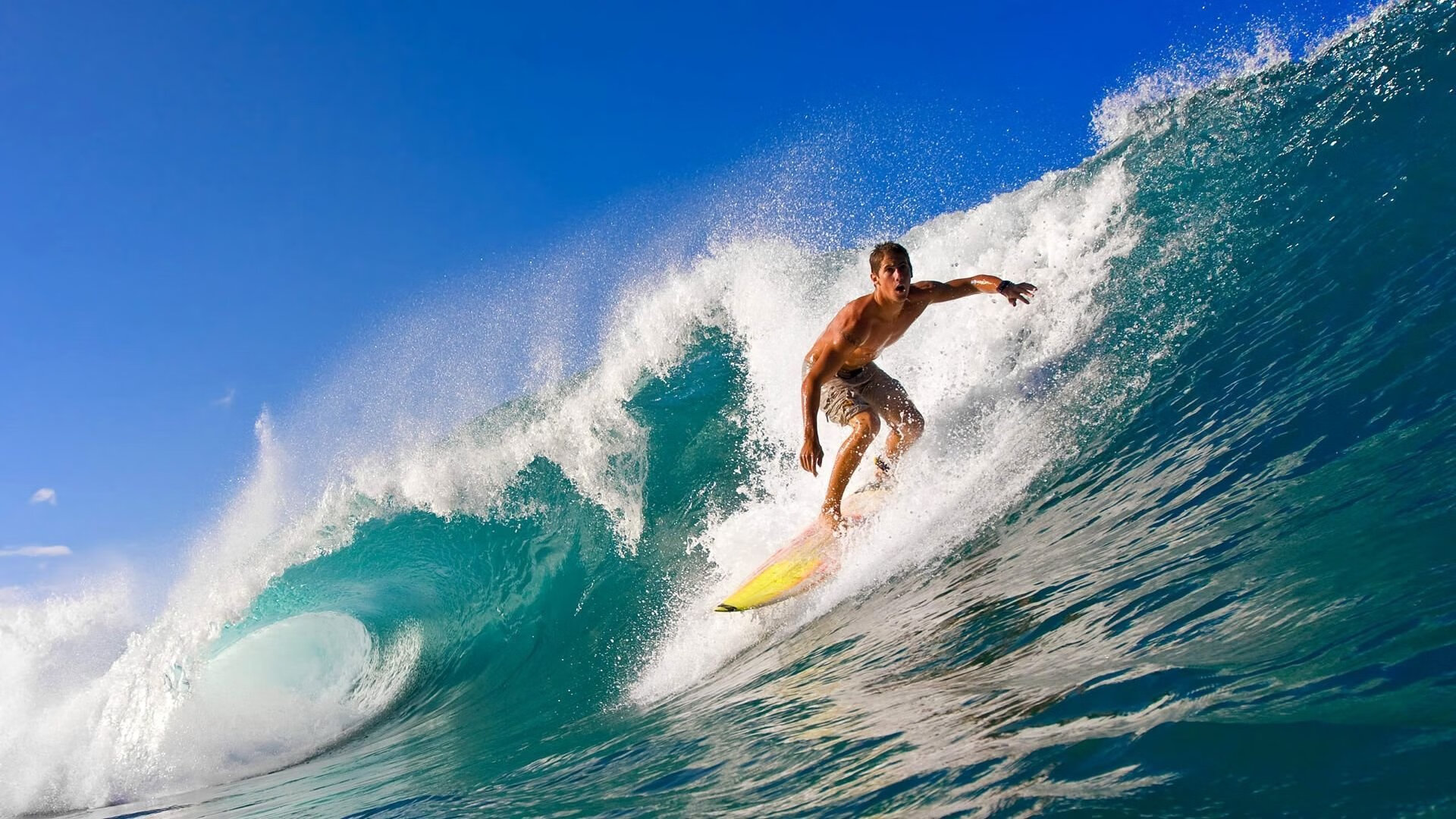 赛道上的心跳,罗德里在F1街道赛之夜的决胜时刻