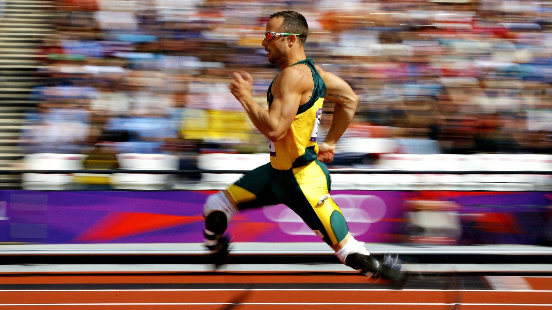 赛道与球场，当F1争冠焦点遇上尼克斯的逆转之夜