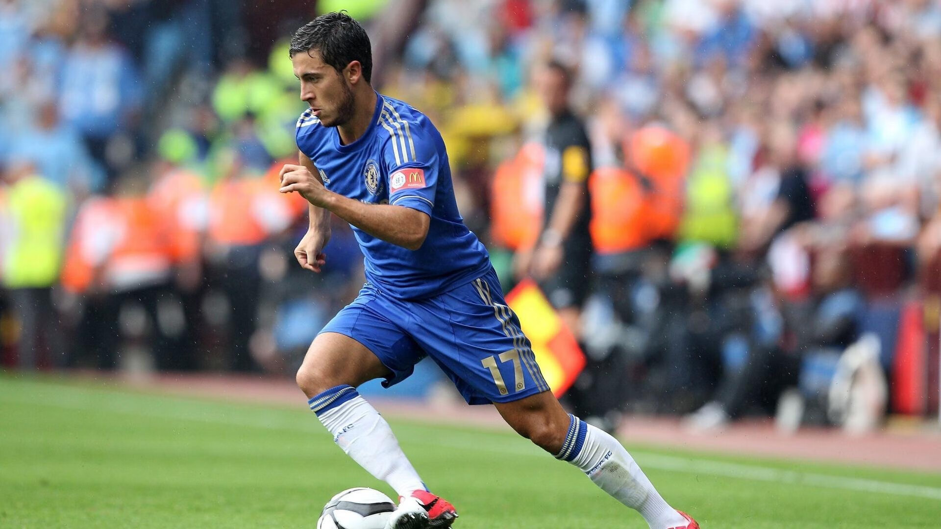 阿拉巴之夜，当足球巨星照亮NBA季后赛的穹顶