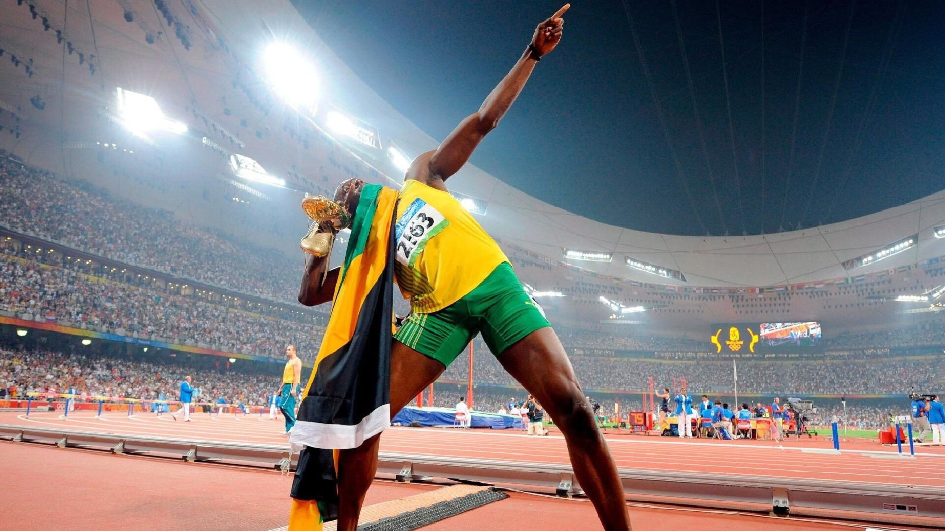 羽坛震撼夜,泰国队横扫法国队,安赛龙独舞成唯一高光